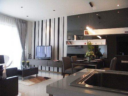 The Emporio Place Sukhumvit 24 (ดิ เอ็มโพริโอ เพลส สุขุมวิท 24)