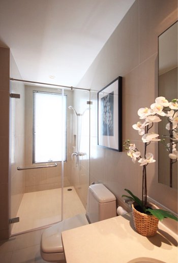 The Emporio Place Sukhumvit 24 (ดิ เอ็มโพริโอ เพลส สุขุมวิท 24)
