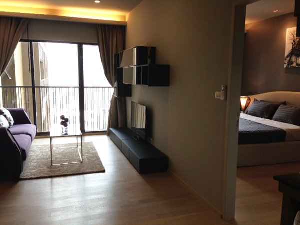 Noble Refine (โนเบิล รีไฟน์)