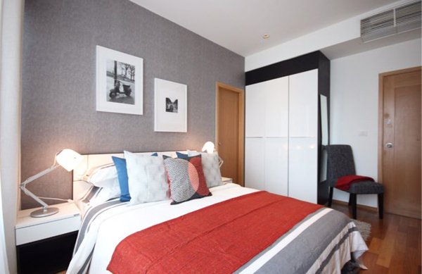The Emporio Place Sukhumvit 24 (ดิ เอ็มโพริโอ เพลส สุขุมวิท 24)