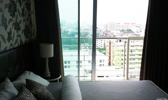 Le Luk condominium (เลอ ลักซ์ คอนโดมิเนียม)