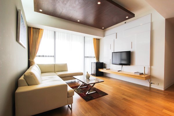 The Met Sathorn (เดอะเม็ท สาทร)