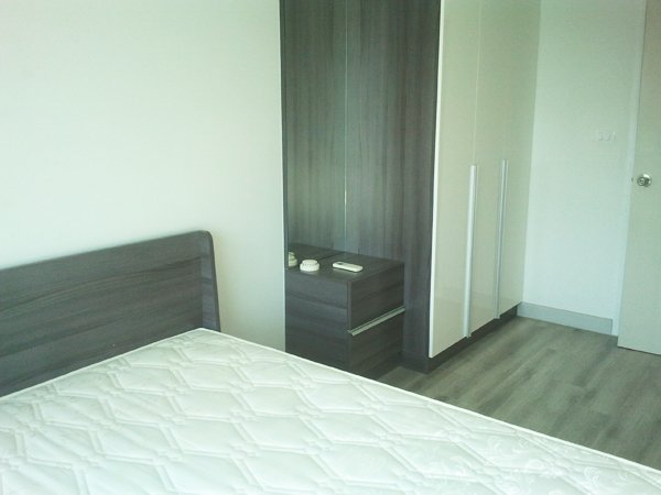Centric Sathorn - Saint Louis (เซ็นทริค สาทร-เซนต์หลุยส์)